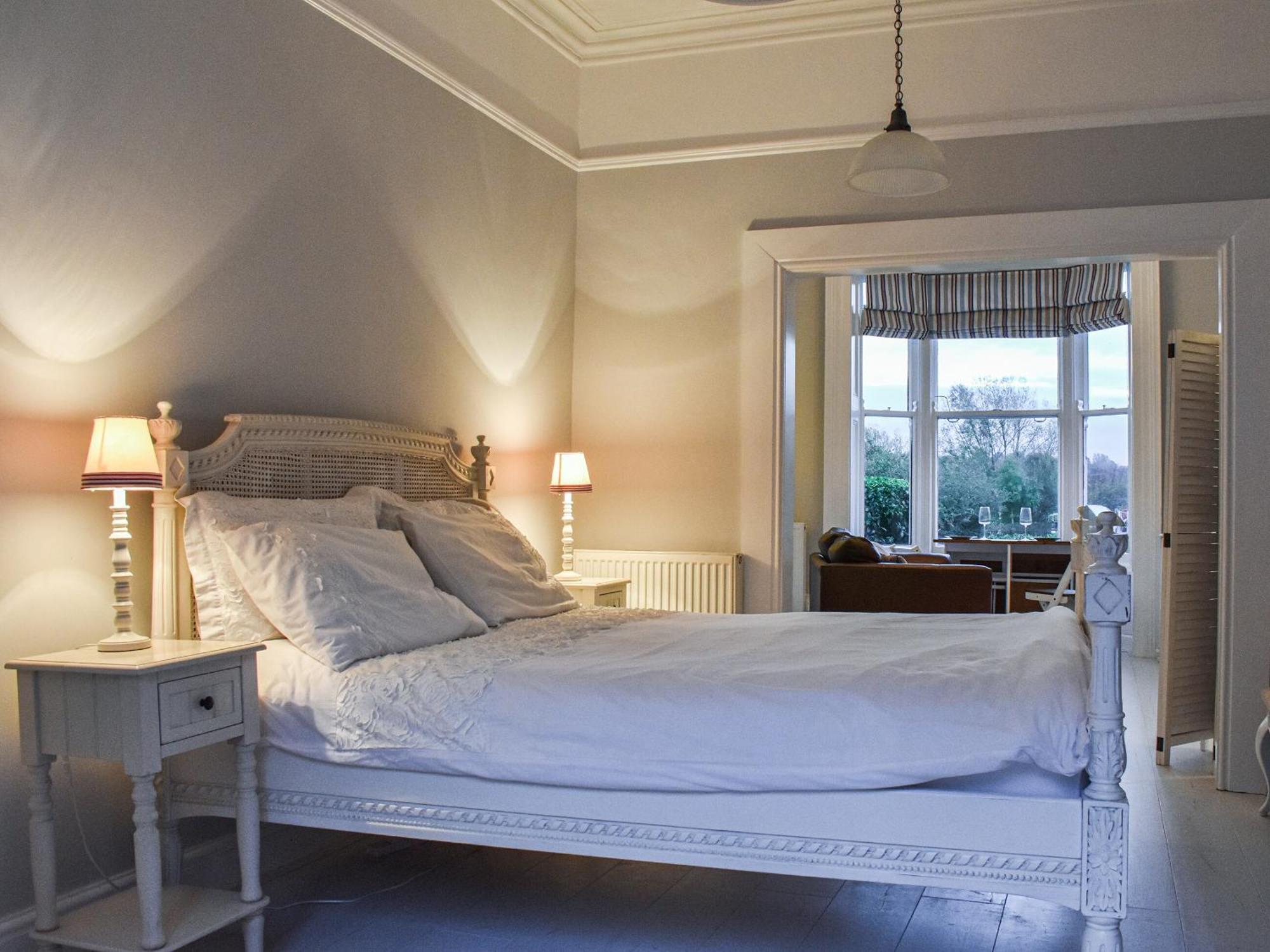 Вилла Whitby Bliss Экстерьер фото